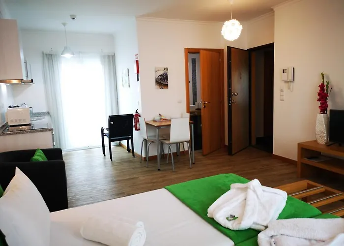 Casa Dos Avos מלון *