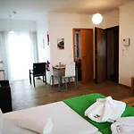 Casa Dos Avos Hotel *