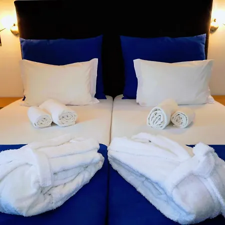 Hotell Casa Dos Avos *