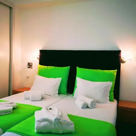 Aparthotel Casa Dos Avos *