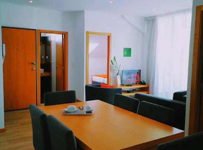 Casa Dos Avos Hotel *